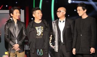 跟邓超有点像的歌手 我是歌手总决赛邓超