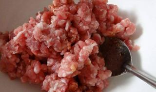 肉包子馅怎么做才能鲜嫩多汁 肉包子馅做法大全